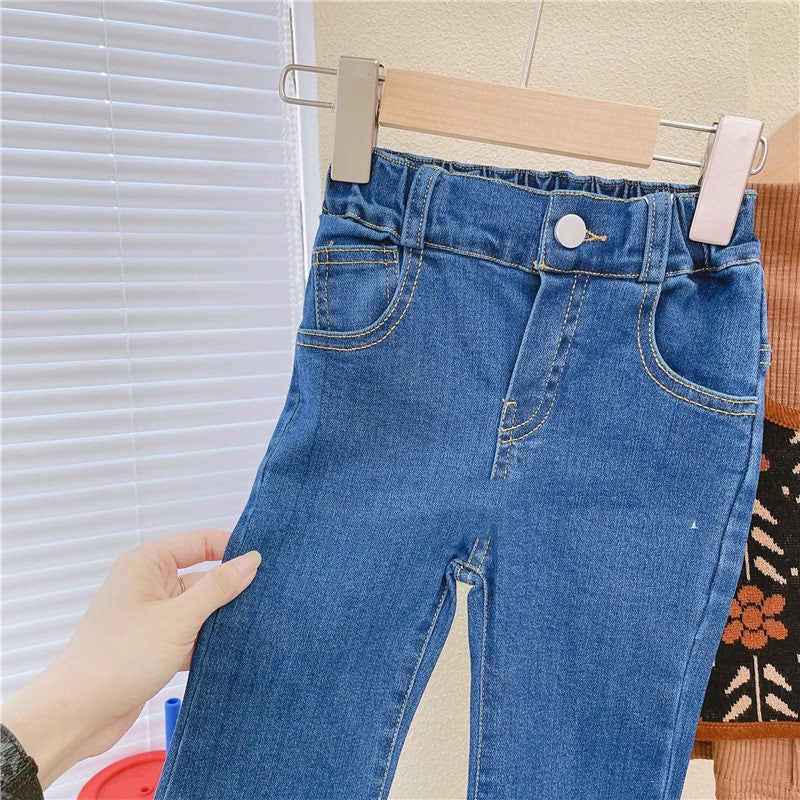 Trendy Girls' Bell-Bottom Jeans: Fashionable Flare for Stylish Kids