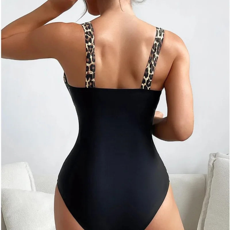 One Piece Women's Closed Swimwear Push Up