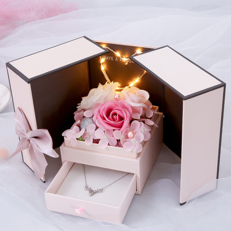 Enchanting Mother’s Day Jewelry Box: Illuminated Heart with Roses - Perfect Gift for Mom!